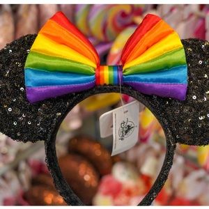 Disney Minnie Pride Rainbow Ears